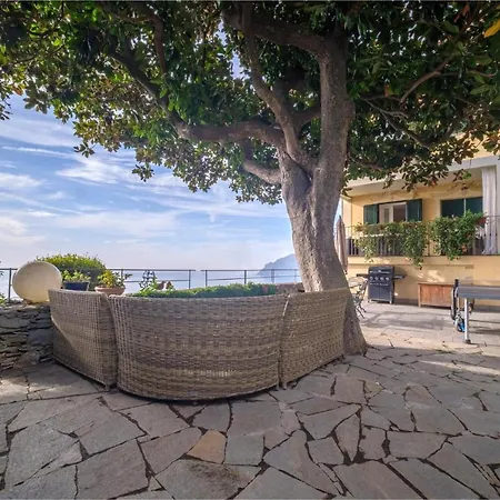 度假居 Sea View With Swimming Pool 皮耶韦利古雷
