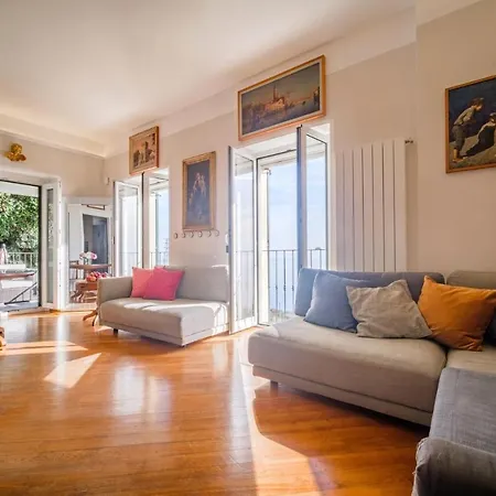 Сasa de vacaciones Sea View With Swimming Pool Pieve Ligure