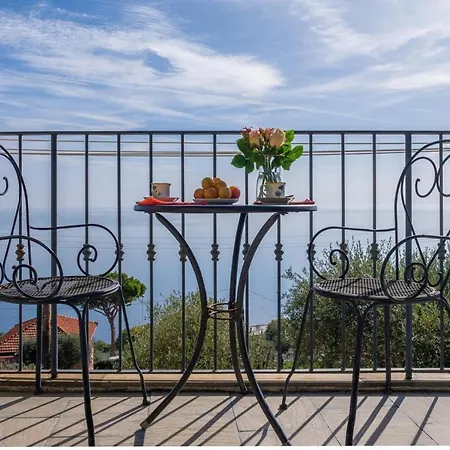 Сasa de vacaciones Sea View With Swimming Pool Pieve Ligure